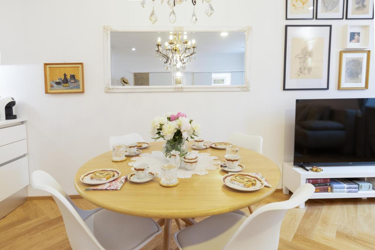 Stylish Apartment In Historical Center 卢布尔雅那 外观 照片